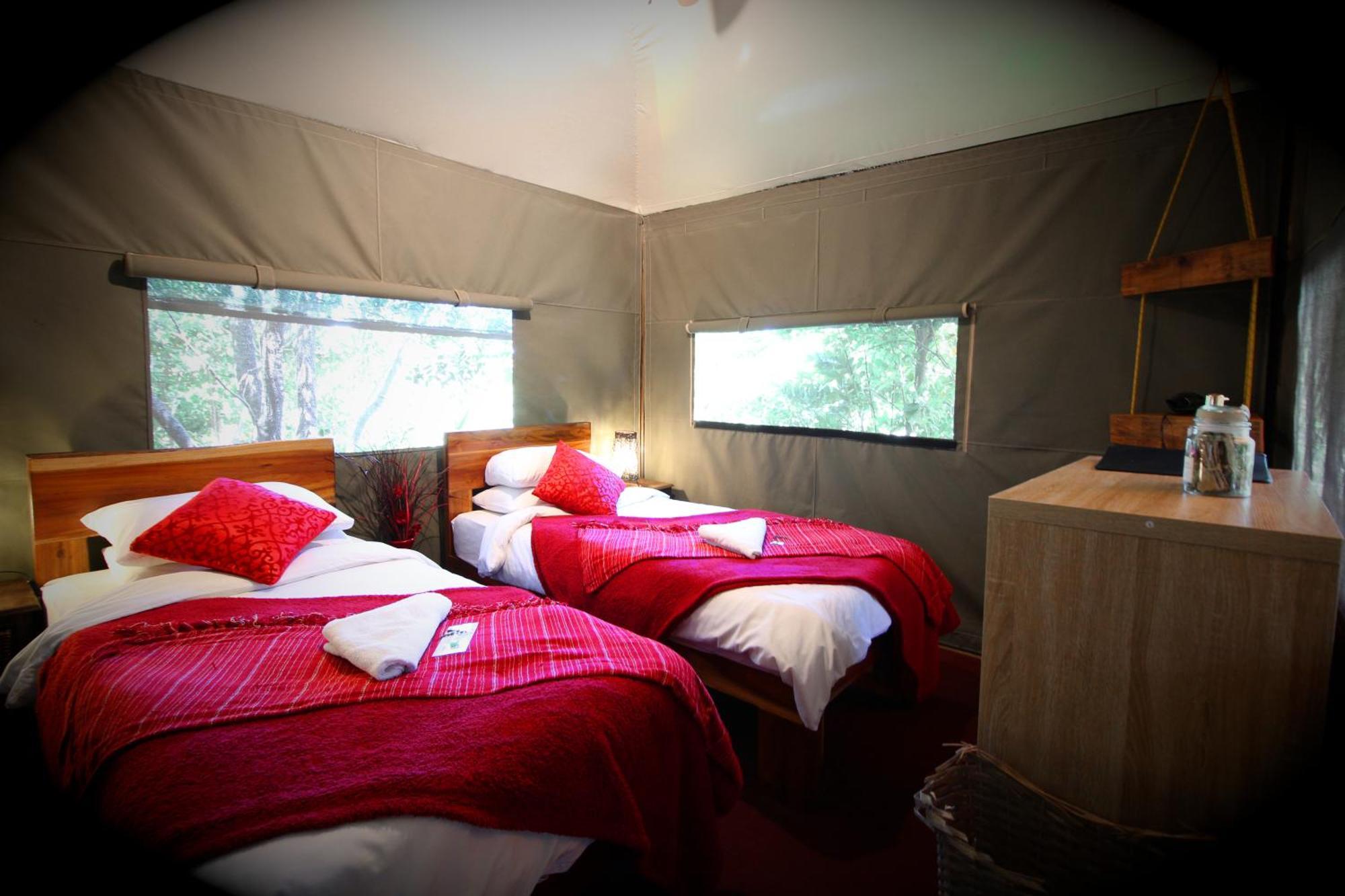 Mali Boutique Lodge & Tube 'N Axe Budget Accommodation Stormsrivier Camera foto