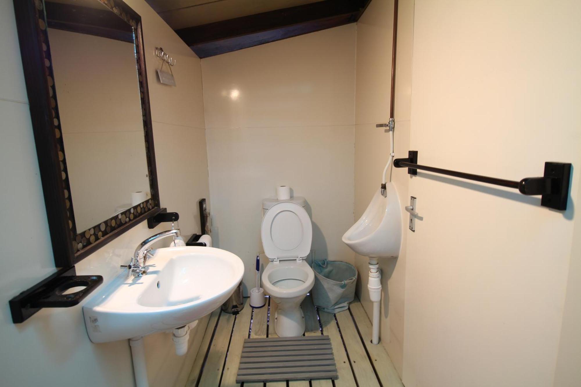 Mali Boutique Lodge & Tube 'N Axe Budget Accommodation Stormsrivier Camera foto