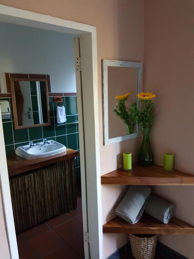 Mali Boutique Lodge & Tube 'N Axe Budget Accommodation Stormsrivier Esterno foto